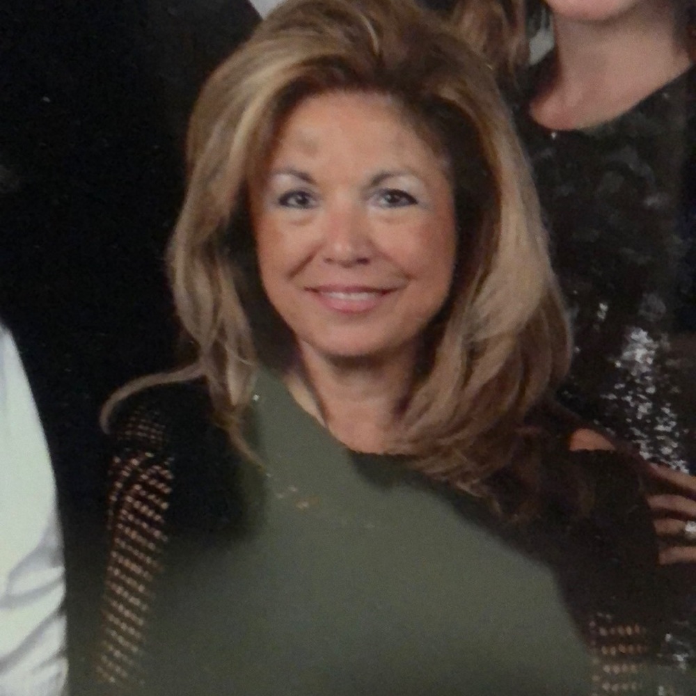 Meet your Posher, Denise